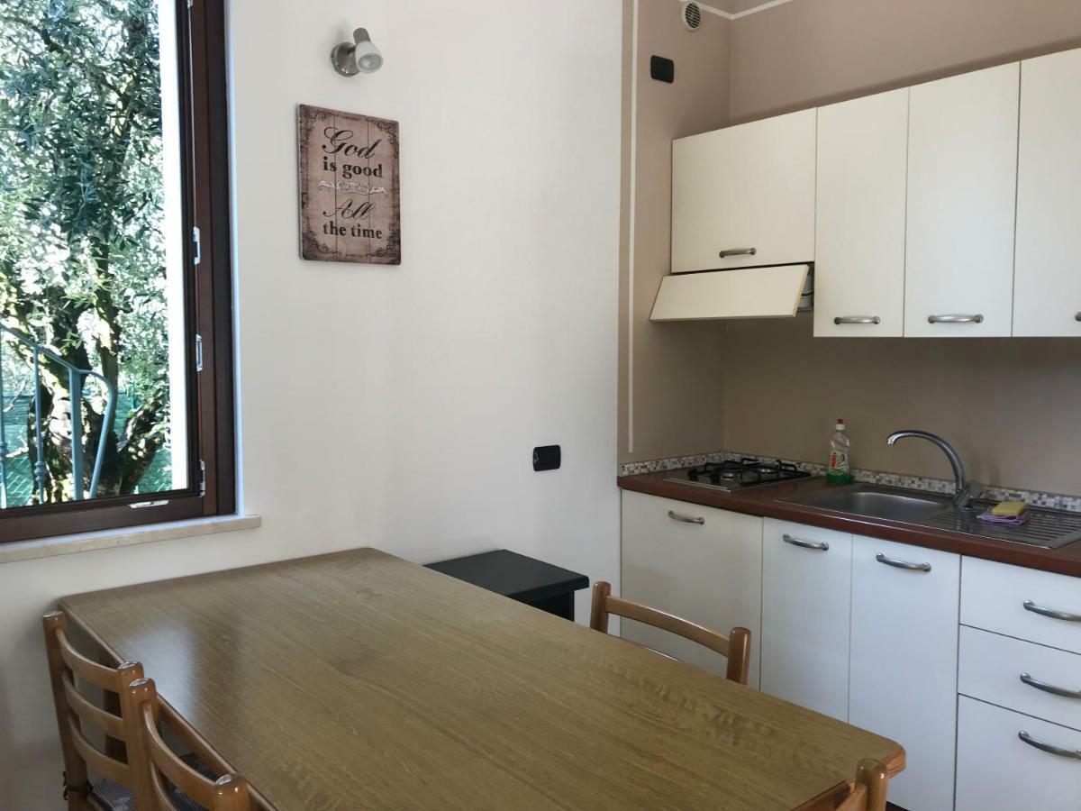 Appartamento Nonna Maria Garda Lake Padenghe sul Garda Kültér fotó