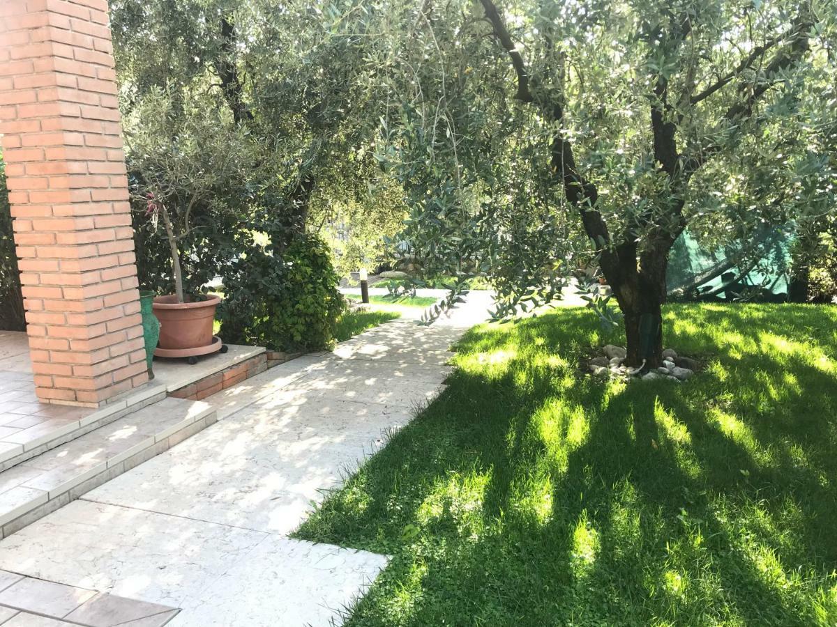 Appartamento Nonna Maria Garda Lake Padenghe sul Garda Kültér fotó